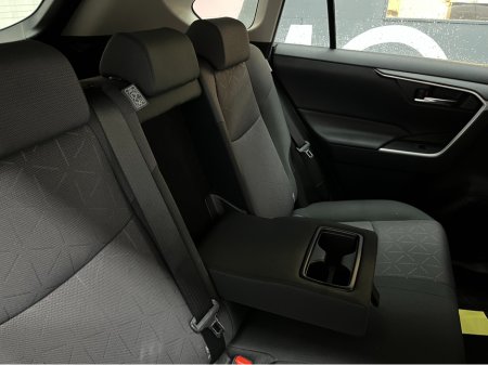 2019 Toyota Rav4 €27950 2019 TOYOTA RAV4 HYBRID X 2.5 AUTOMATIC / CRUISE CONTROL AND MORE €27,950 thumbnail