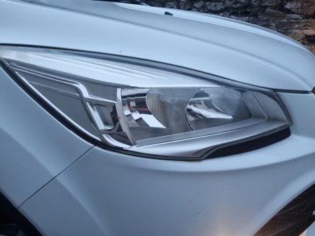 2013 Ford Kuga 2.0TDCI 140PS Zetec €5,799 thumbnail