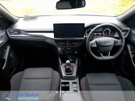 2025 Ford Focus - thumbnail 8