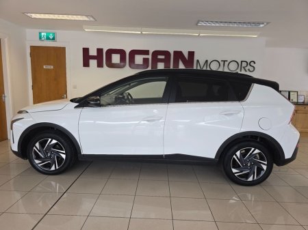 2022 Hyundai Bayon Executive Plus 2 Tone 5DR €17,950 thumbnail