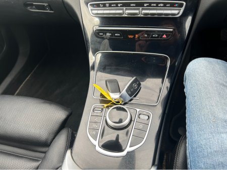 2019 Mercedes-Benz C Class - thumbnail 6