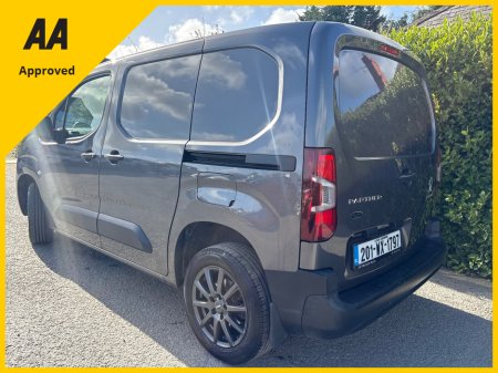 2020 Peugeot Partner - thumbnail 12