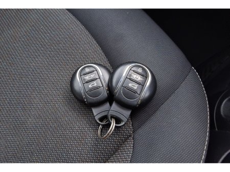 2014 MINI One - thumbnail 15