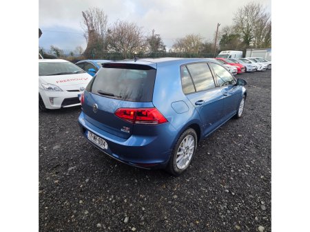 2017 Volkswagen Golf 1.4 TSI 3DR 150HP Highline €15,950 thumbnail