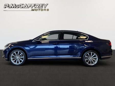 2018 Volkswagen Passat - thumbnail 8