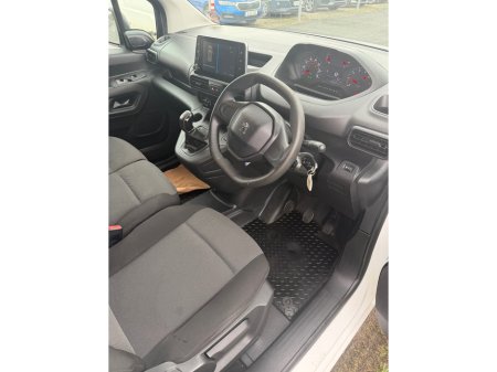 2020 Peugeot Partner PROFESSIONAL L1 BHDI €12,750 thumbnail