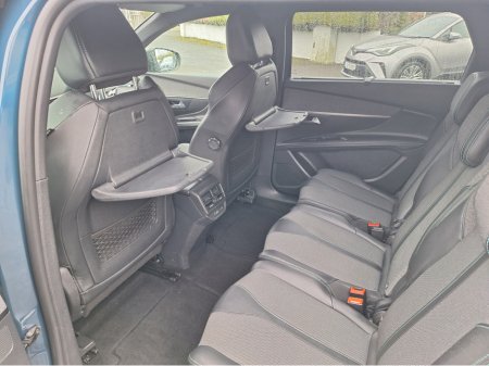 2023 Peugeot 5008 - thumbnail 10