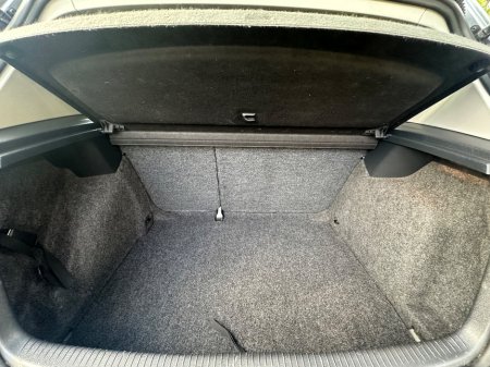 2011 Volkswagen Golf - thumbnail 12