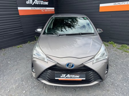 2017 Toyota Yaris - photo 2