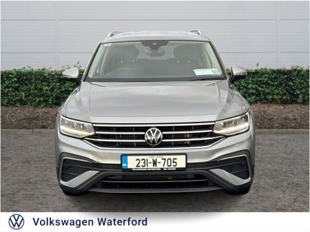 2023 Volkswagen Tiguan Allspace 2.0 TDI 122HP Life €31,975 thumbnail