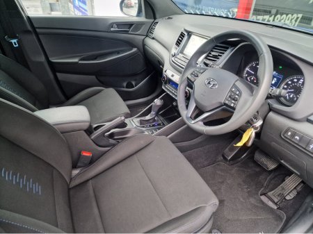 2018 Hyundai Tucson - thumbnail 16