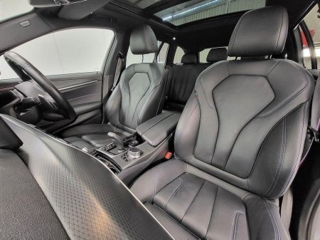 2023 BMW 5 Series - thumbnail 25