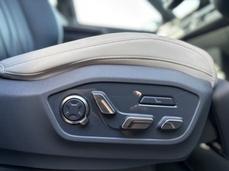 2025 Kia EV9 - thumbnail 11