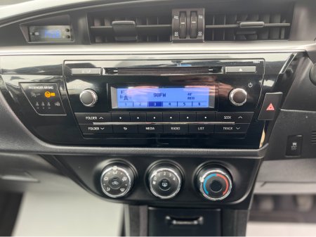 2014 Toyota Corolla - thumbnail 12