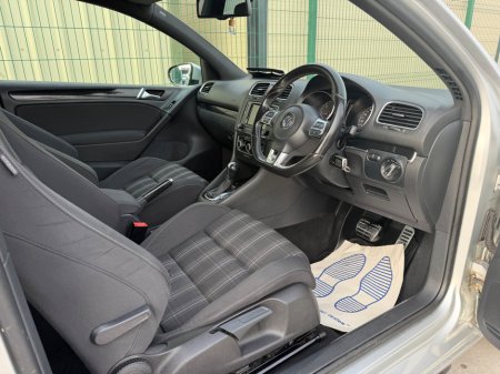 2010 Volkswagen Golf - thumbnail 9