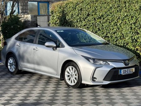 2022 Toyota Corolla LUNA 1.8 HYBRID // SERVICE HISTORY // LANE ASSIST // REVERSE CAMERA €20,900 thumbnail