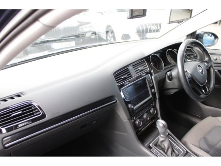 2015 Volkswagen Golf - thumbnail 23