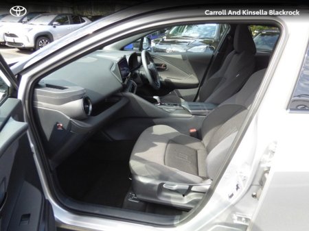 2025 Toyota C-HR - thumbnail 6