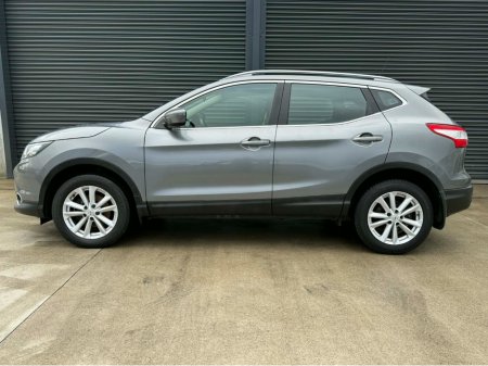 2017 Nissan Qashqai 1.5 SV **LOW KM'S** €13,950 thumbnail