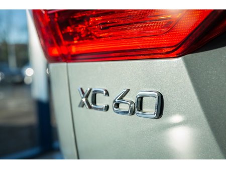 2022 Volvo XC60 T6 CORE BRIGHT SUNROOF 350BHP AWD €42,899 thumbnail
