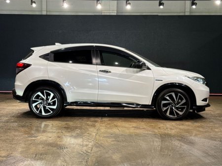 2017 Honda Vezel - thumbnail 2