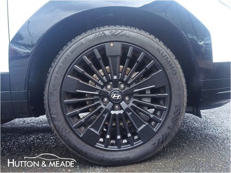 2025 Hyundai Santa Fe Calligraphy PHEV 1.6 Petrol 5dr €63,888 thumbnail