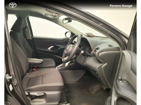 2022 Toyota Yaris - thumbnail 8