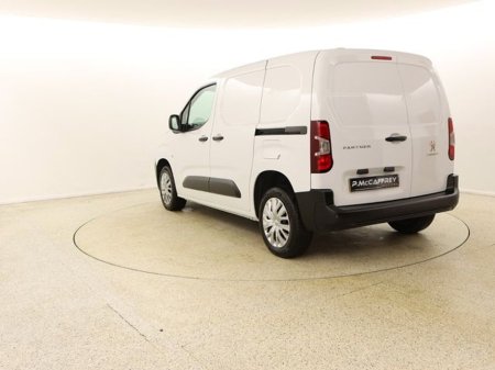 2022 Peugeot Partner - thumbnail 5