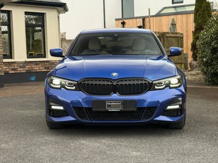 2022 BMW 3 Series - thumbnail 2