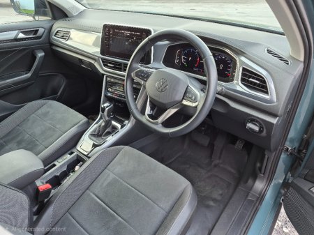 2023 Volkswagen T-Roc - thumbnail 13