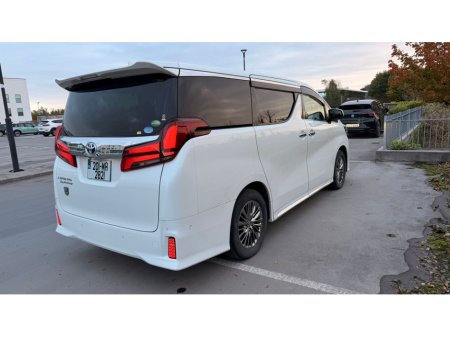 2020 Toyota Alphard 2020 / 2.5 PETROL HYBRID / AUTO €61,999 thumbnail