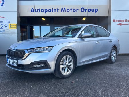 2023 Skoda Octavia - thumbnail 1