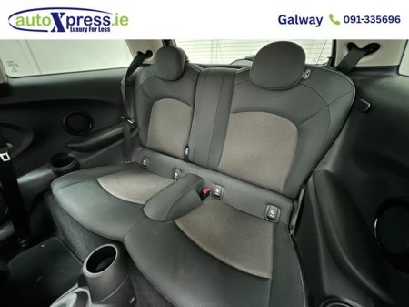 2017 MINI Cooper D - thumbnail 10