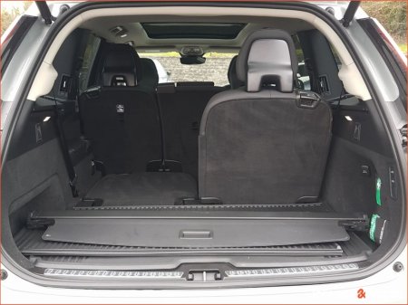 2025 Volvo XC90 - thumbnail 14