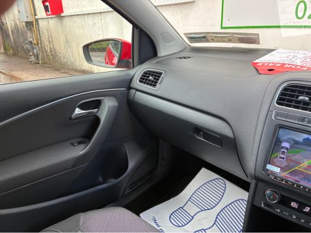 2015 Volkswagen Polo - thumbnail 23