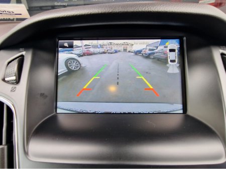 2016 Ford Focus - thumbnail 24