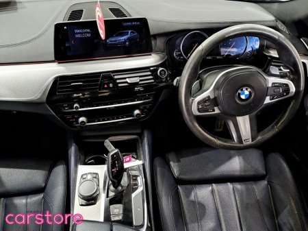 2017 BMW 5 Series - thumbnail 11