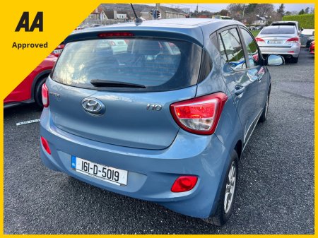 2016 Hyundai i10 2016 HYUNDAI i10 1.0 PETROL DELUXE LOW KMS €8,450 thumbnail