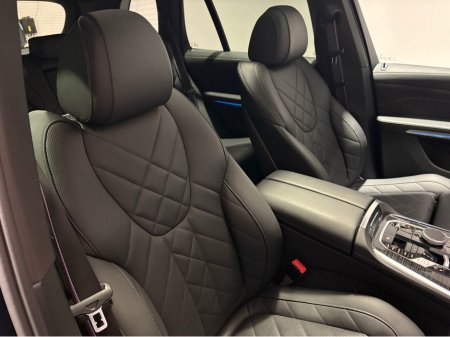 2025 BMW X5 50E M SPORT AUTO -  MASSIVE SPEC €97,950 thumbnail