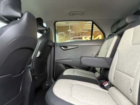 2025 Kia e-Niro - thumbnail 4