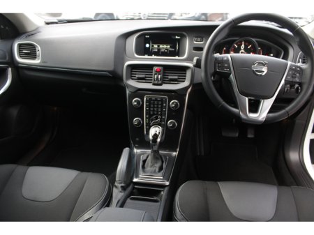 2016 Volvo V40 2.0D4 SPORT 5DR HATCHBACK AUTO HUGE SPEC  // 1 OWNER CAR // AS NEW CONDITION THROUGHOUT // BUY WITH CONFIDENCE AA AND SIMI APPROVED DEALER 2025 // FINANCE ARRANGED // €14,950 thumbnail