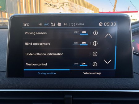 2018 Peugeot 3008 ALLURE 1.5 BLUE HDI 130 6 6.2 4DR €14,800 thumbnail