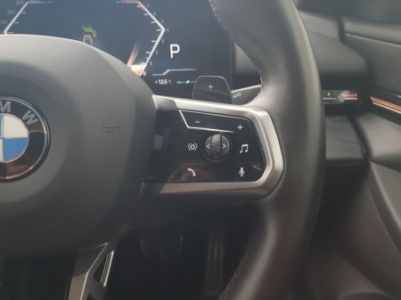 2024 BMW 5 Series - thumbnail 18