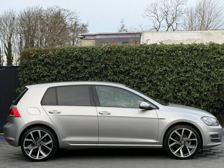 2014 Volkswagen Golf - thumbnail 2
