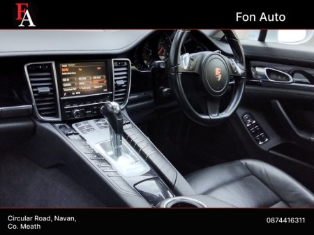 2015 Porsche Panamera - thumbnail 18