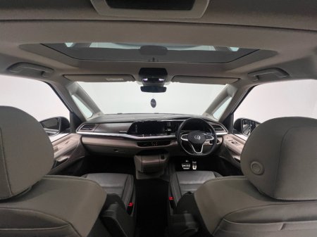 2023 Volkswagen Multivan STYLE 1.4 PHEV DSG *7 SEATER* €62,990 thumbnail