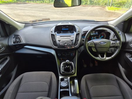 2019 Ford Kuga - thumbnail 19