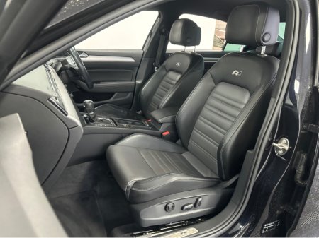 2017 Volkswagen Passat - thumbnail 15