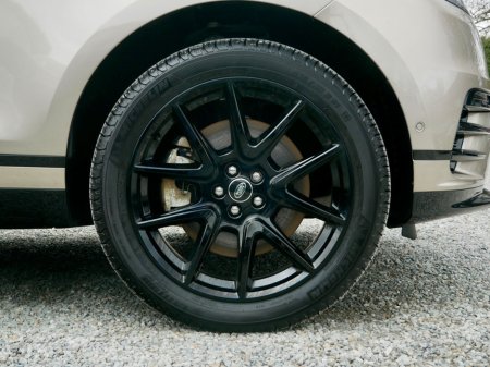 2025 Land Rover Range Rover Velar - thumbnail 13