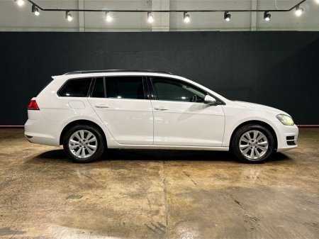 2016 Volkswagen Golf - thumbnail 2